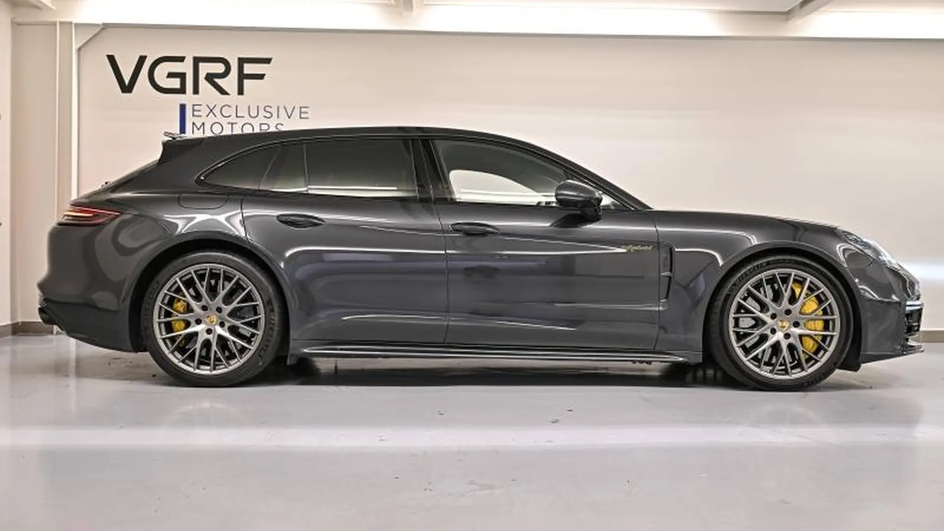 Porsche Panamera Spt Turismo — photo 3