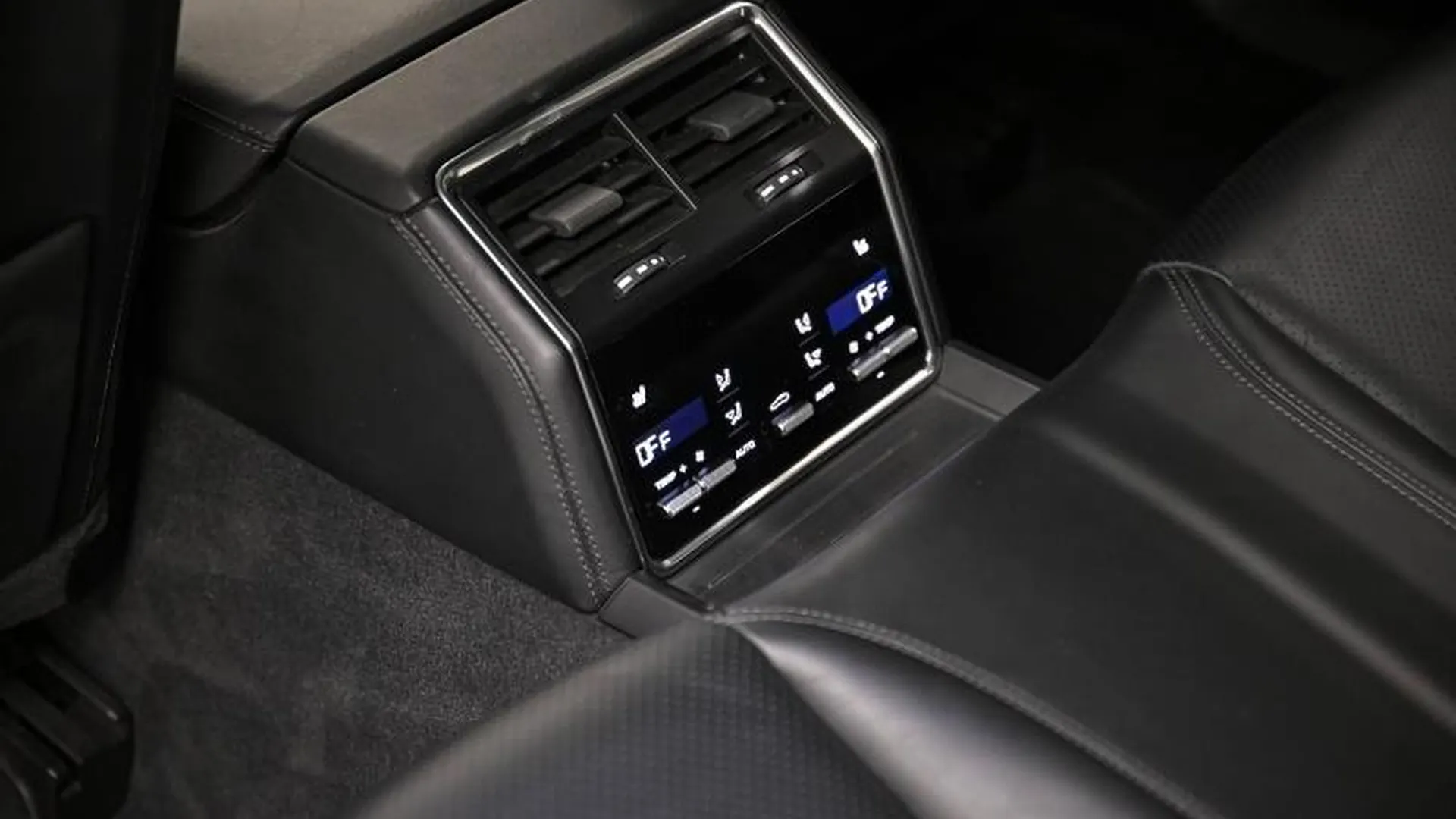 Porsche Panamera Spt Turismo — photo 23