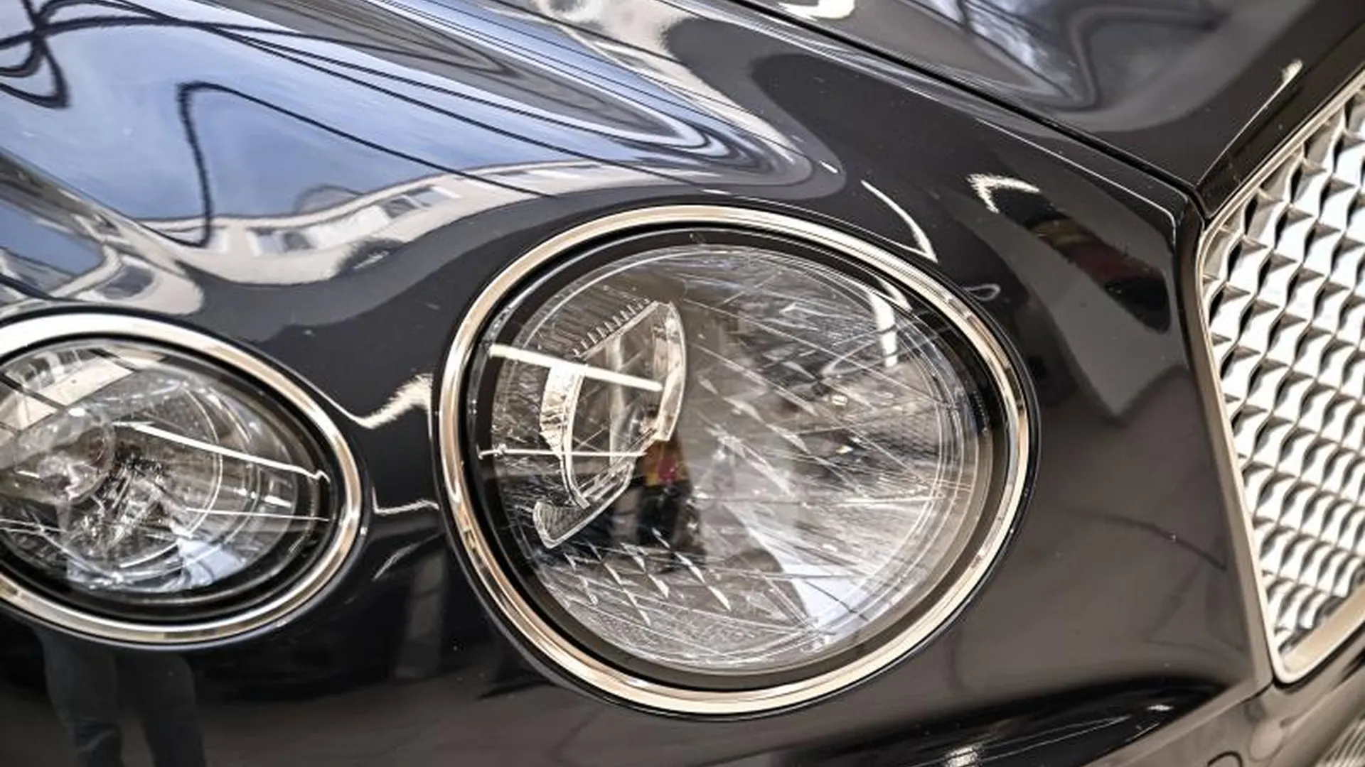 Bentley Continental GTC — photo 12