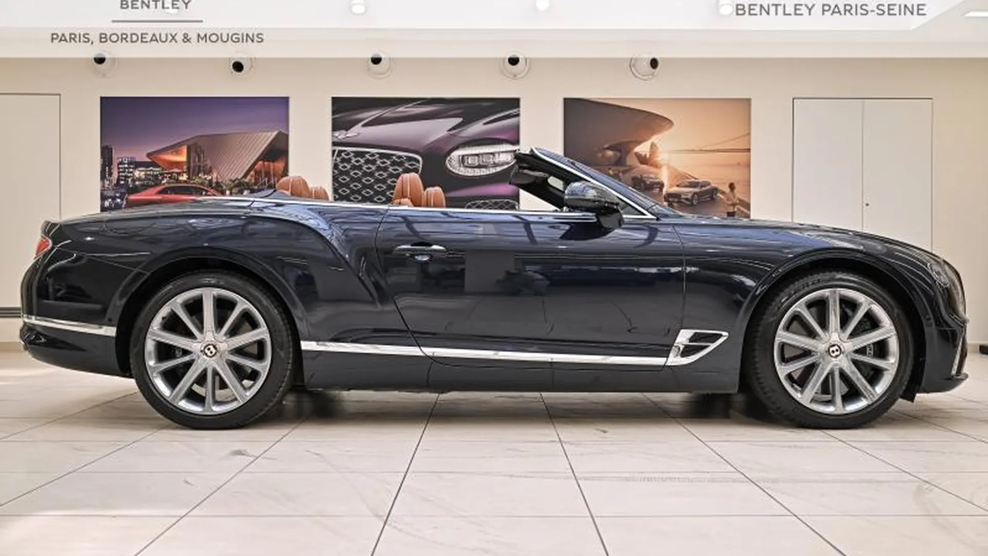 Bentley Continental GTC — photo 2