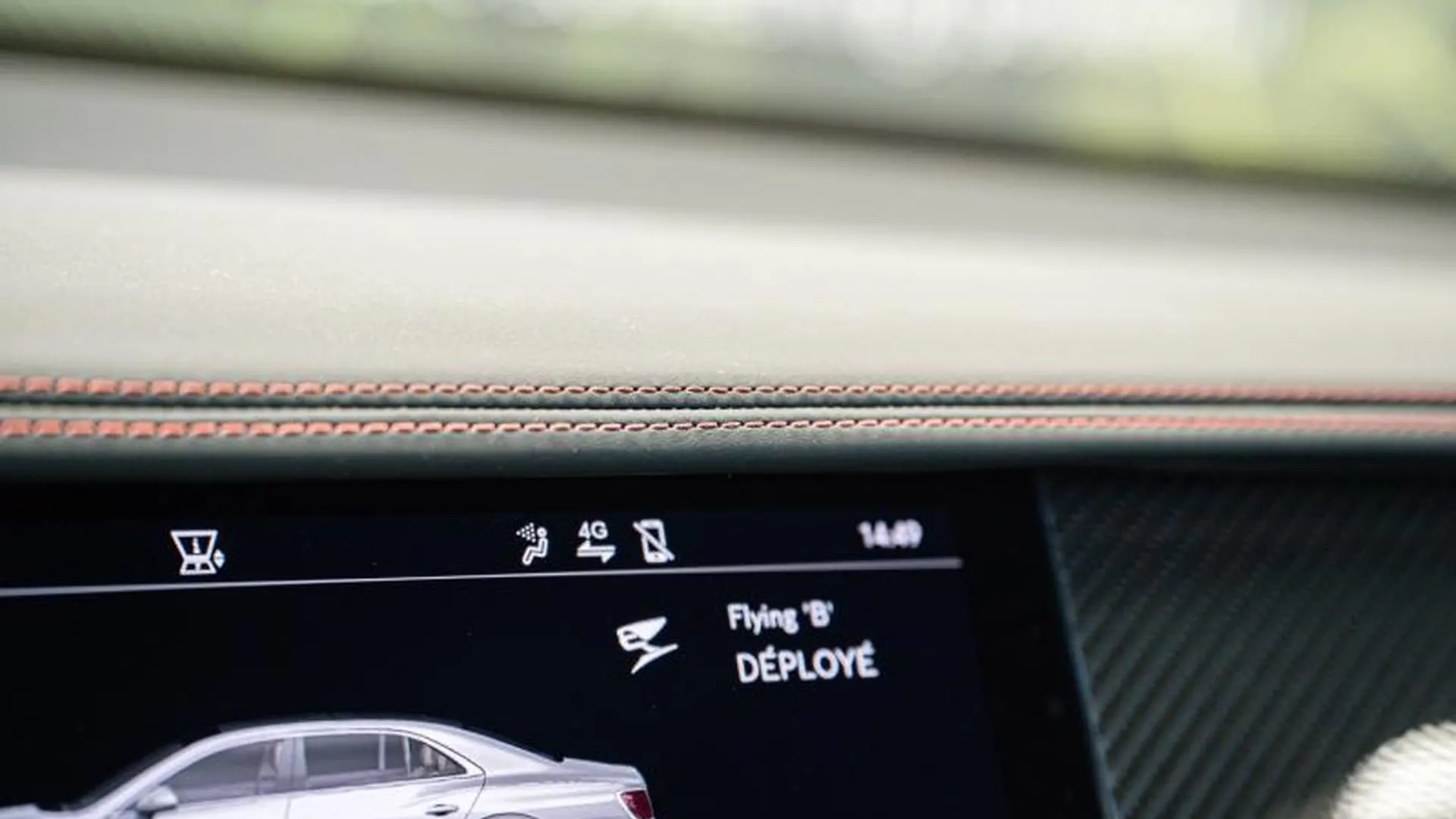 Bentley Flying Spur — photo 46