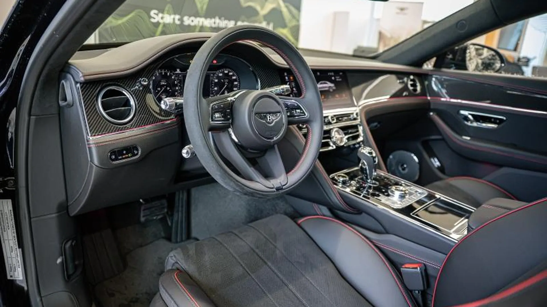 Bentley Flying Spur — photo 18
