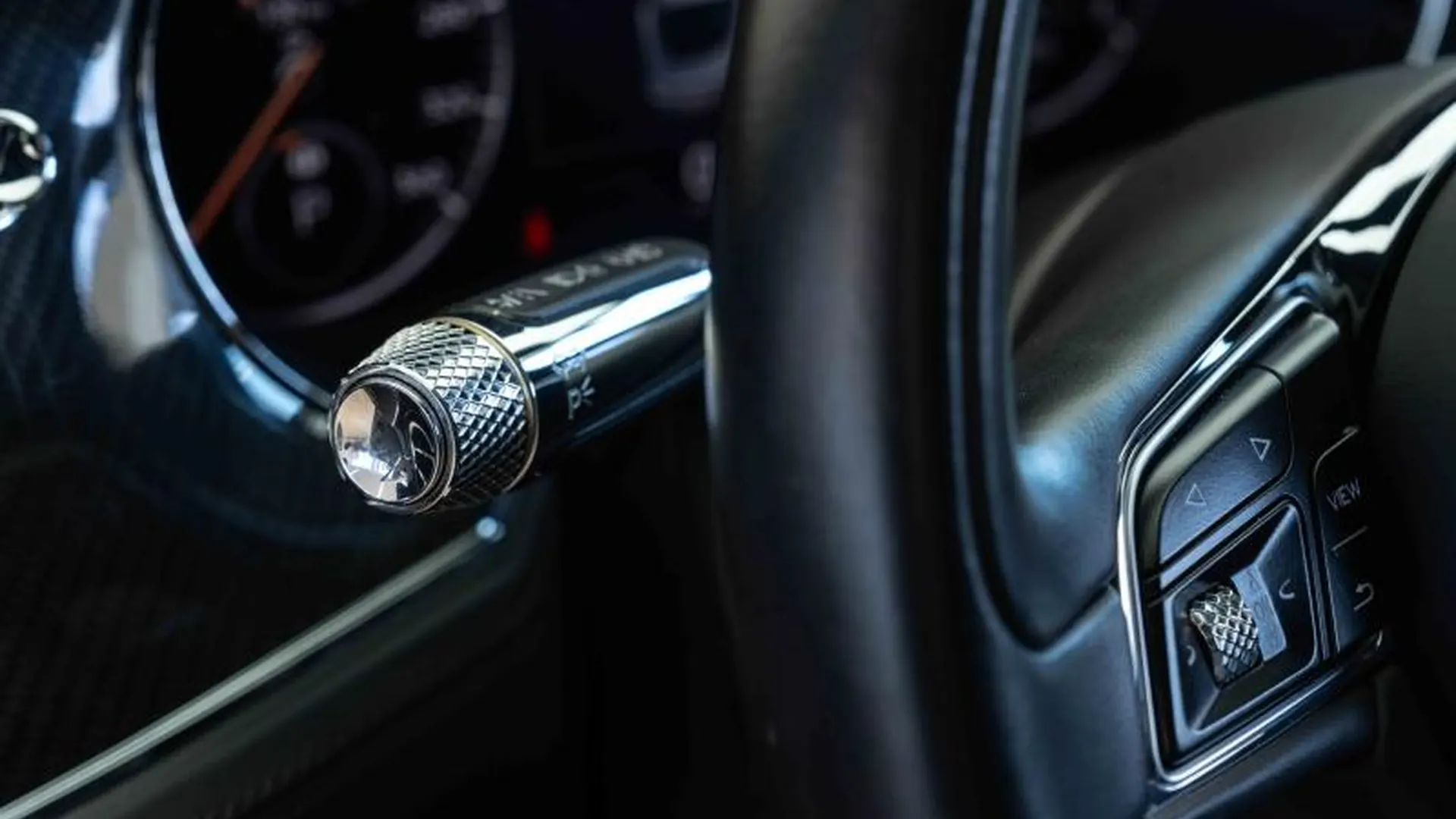 Bentley Continental GT — photo 21