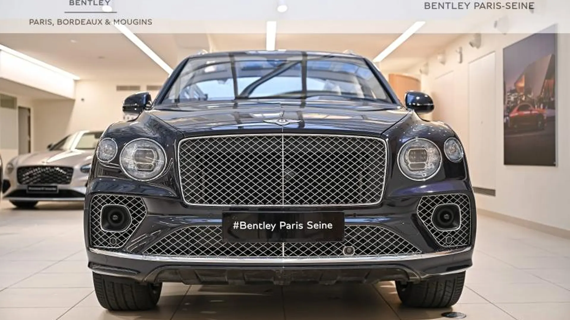 Bentley Bentayga — photo 4