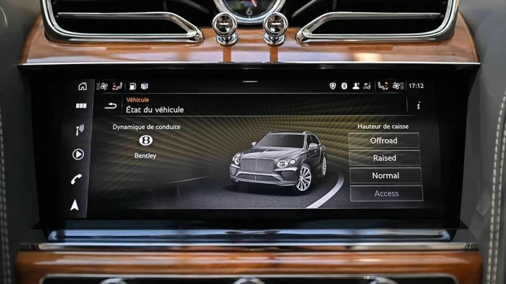 Bentley Bentayga — photo 35