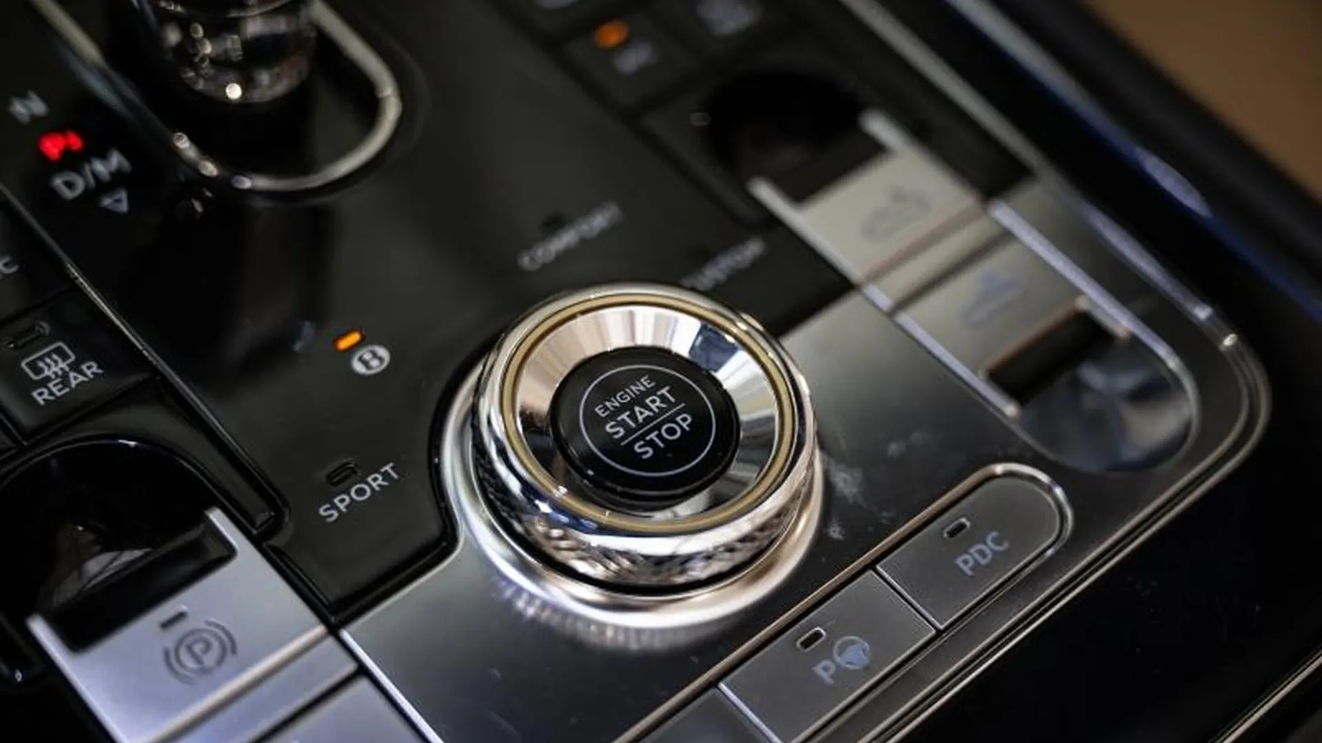 Bentley Continental GTC — photo 31