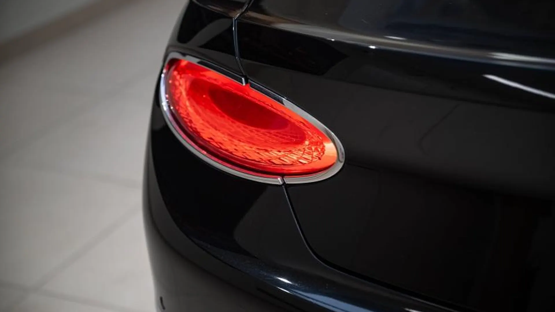 Bentley Continental GTC — photo 6