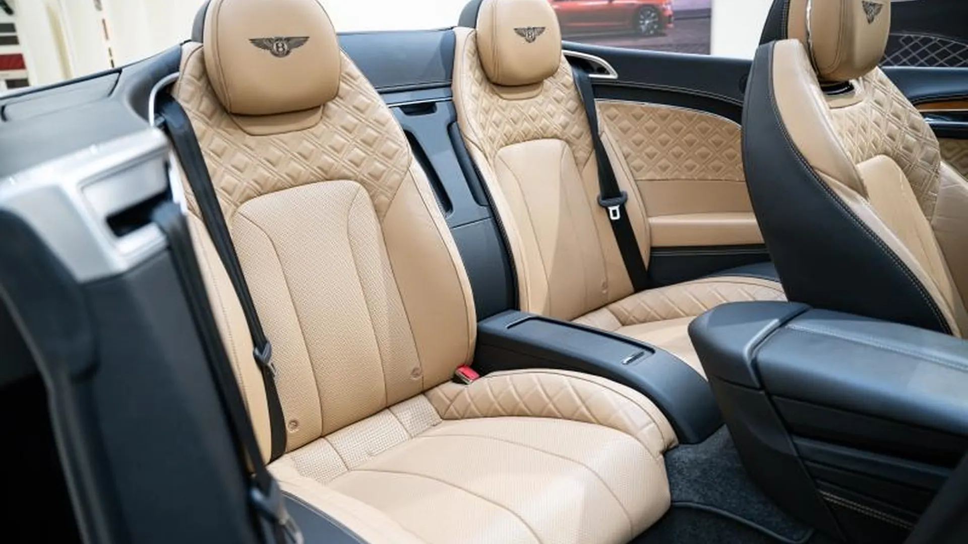 Bentley Continental GTC — photo 18