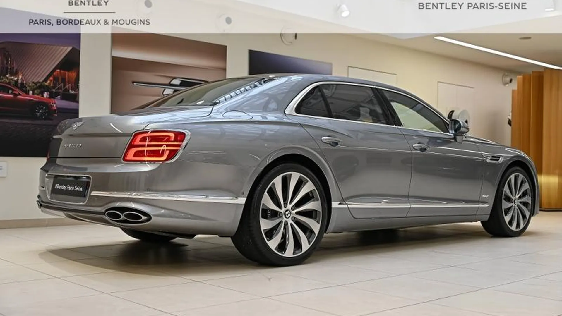 Bentley Flying Spur — photo 6