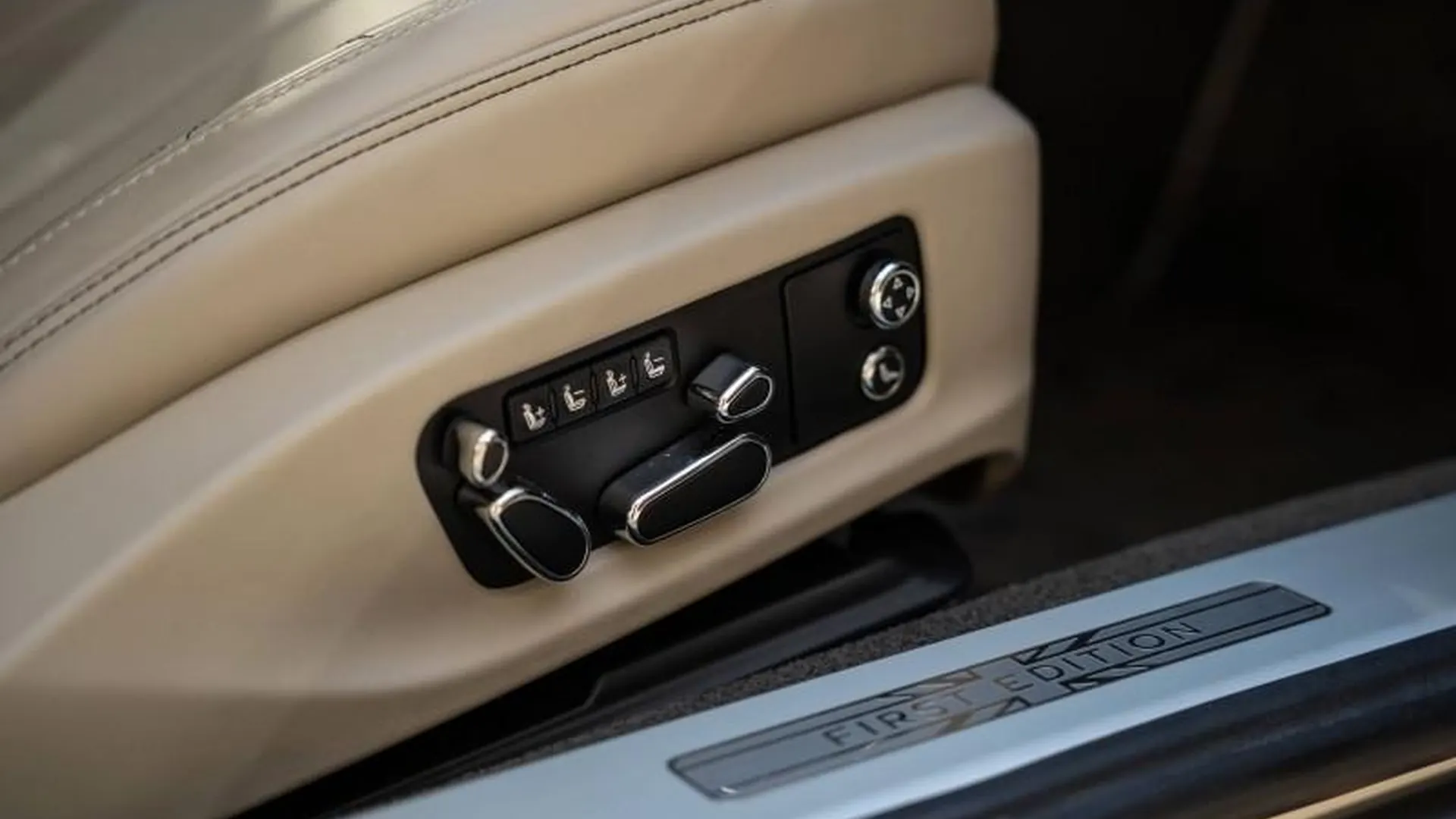 Bentley Continental GT — photo 13