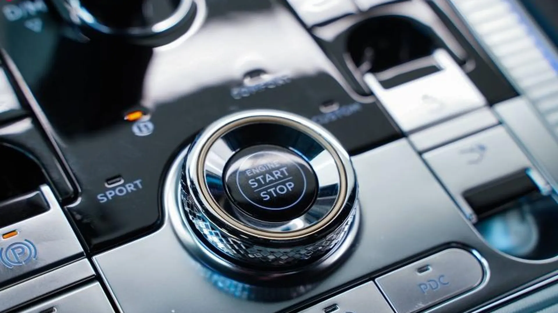 Bentley Continental GT — photo 33