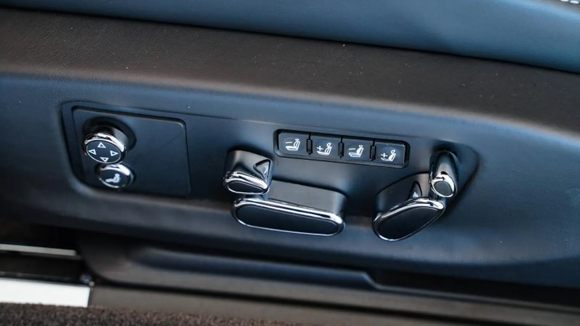 Bentley Continental GT — photo 24
