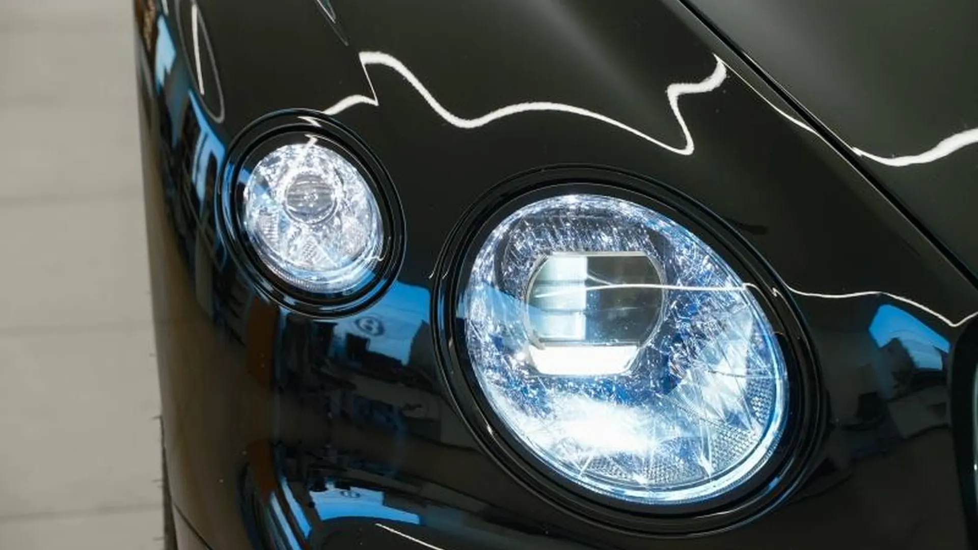Bentley Continental GT — photo 7