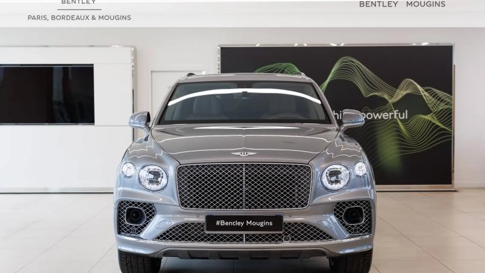 Bentley Bentayga — photo 4
