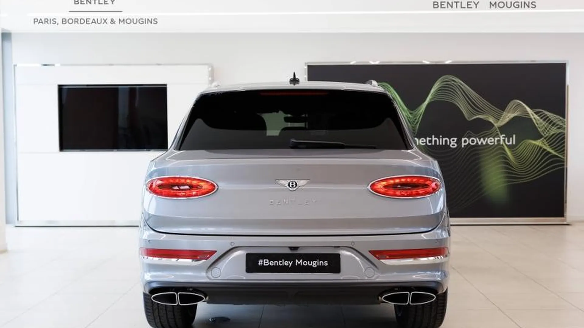 Bentley Bentayga — photo 5