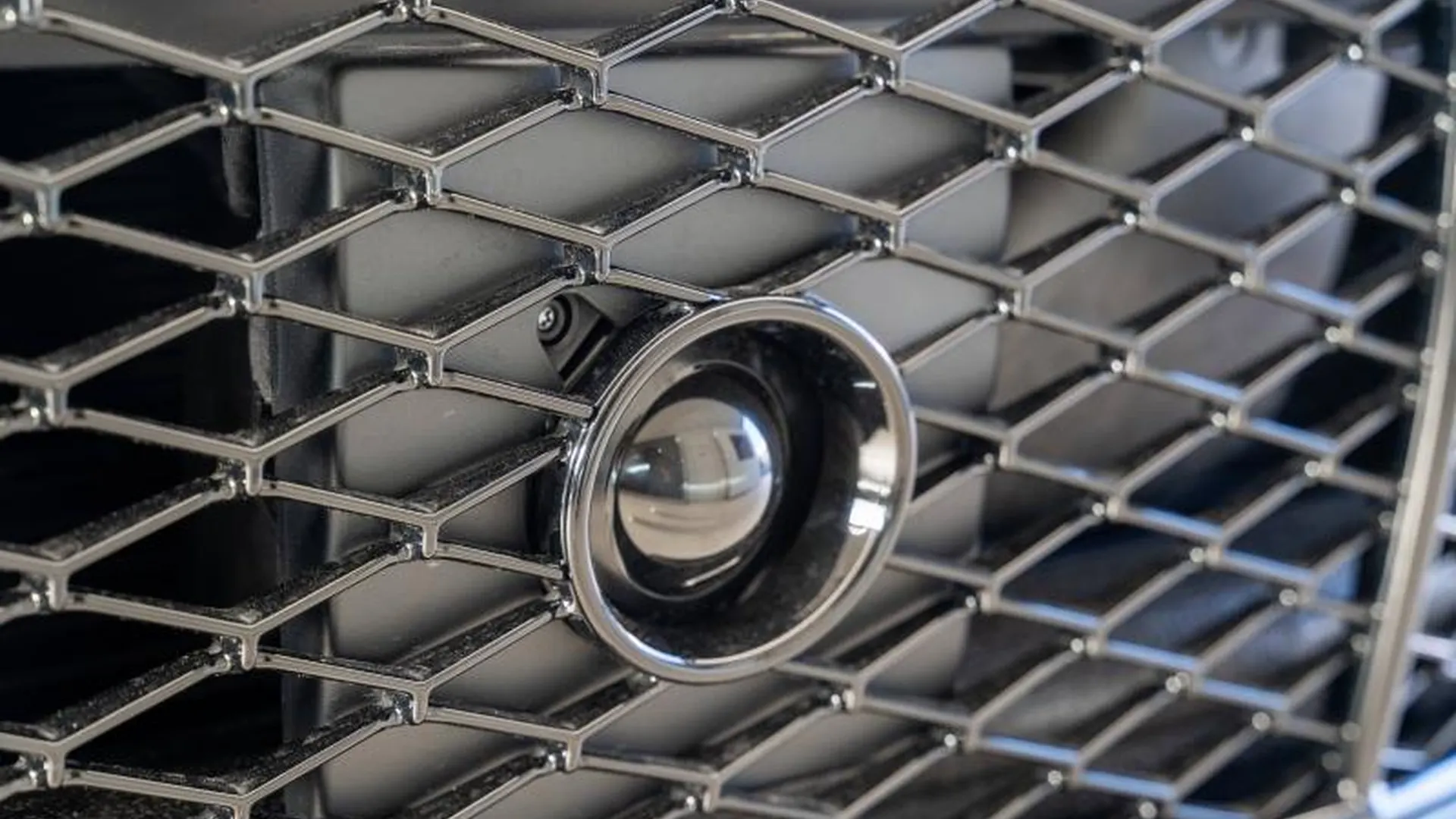 Bentley Flying Spur — photo 16