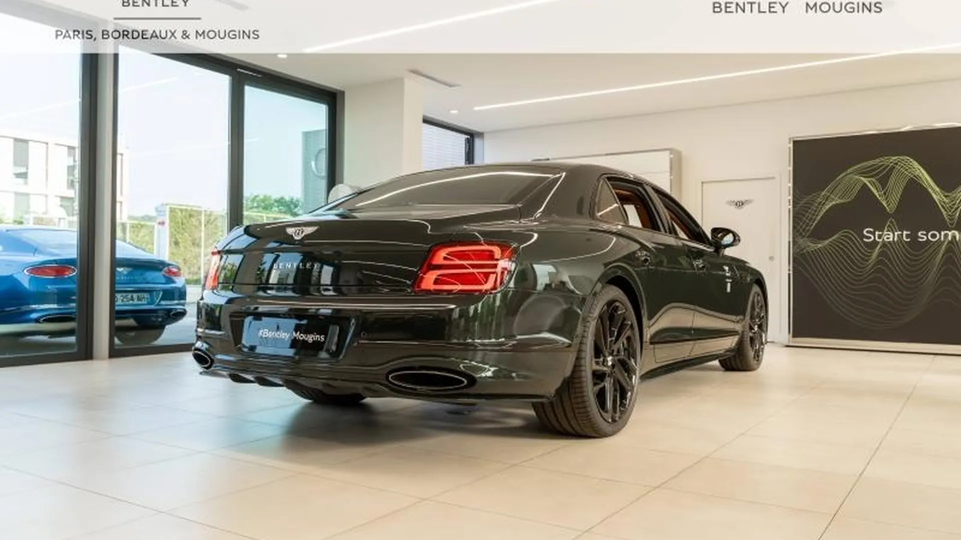 Bentley Flying Spur — photo 2
