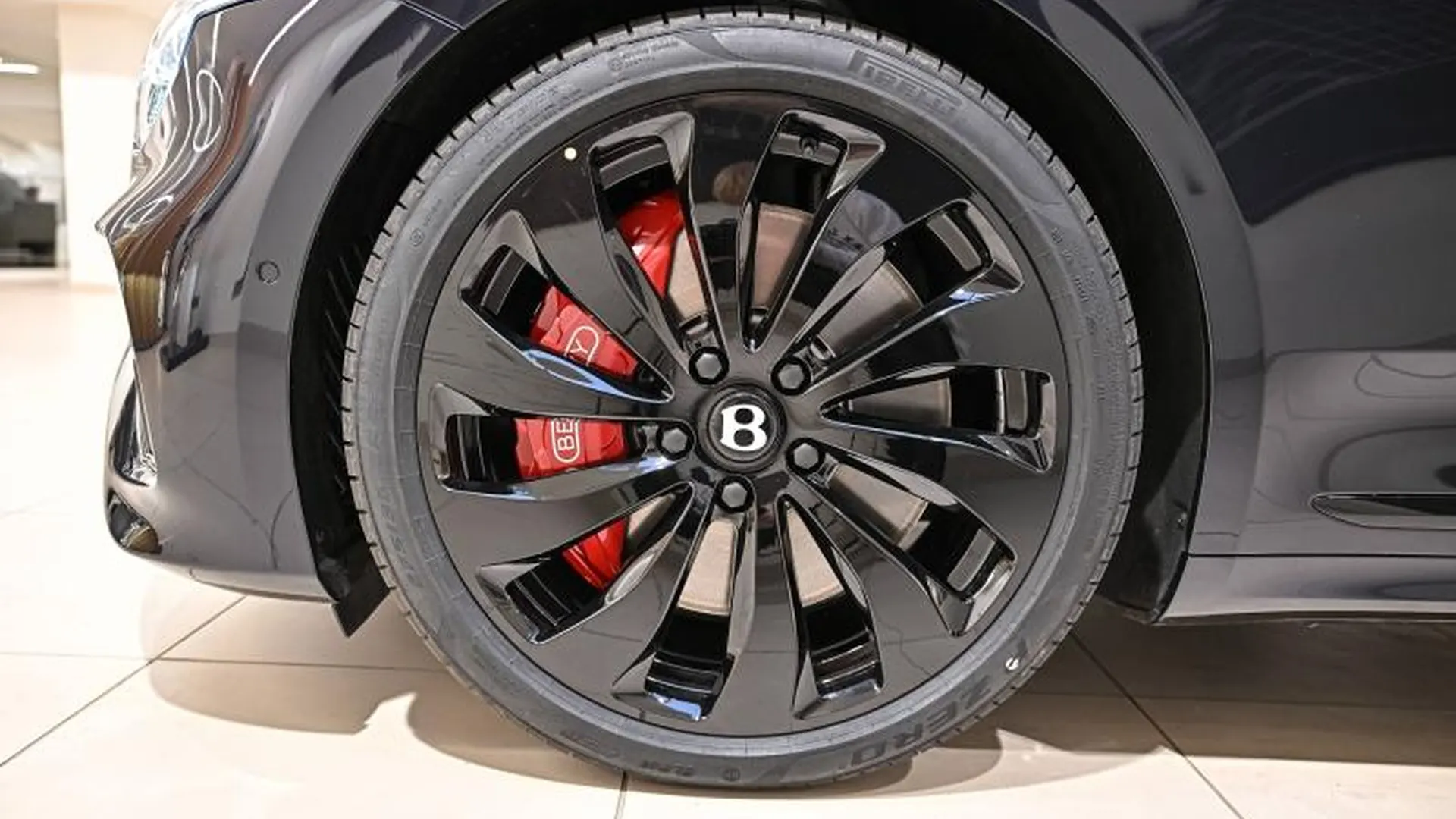 Bentley Continental GTC — photo 18
