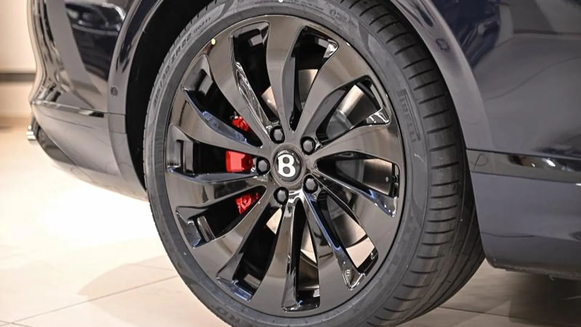 Bentley Continental GTC — photo 10