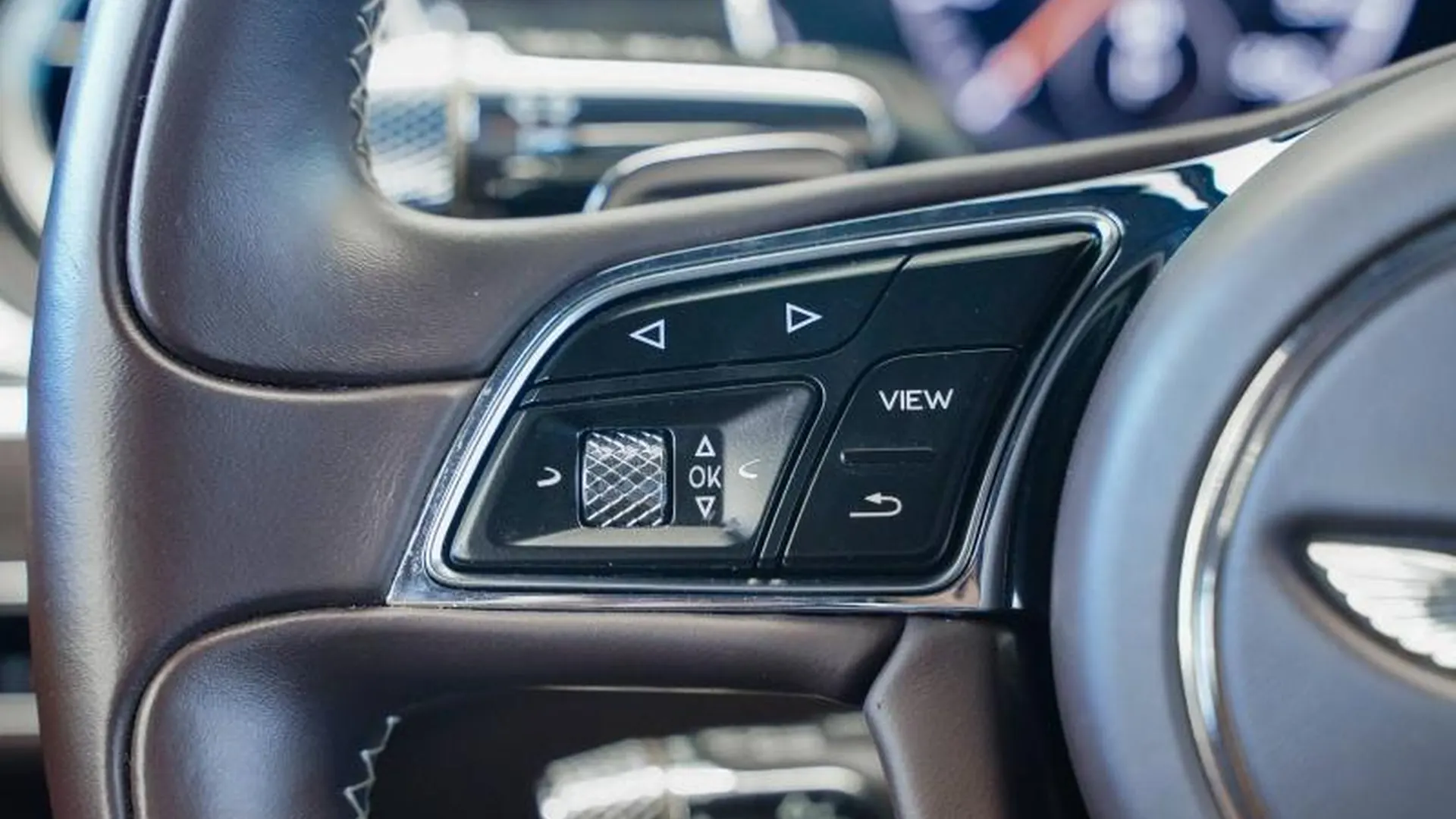 Bentley Continental GT — photo 19