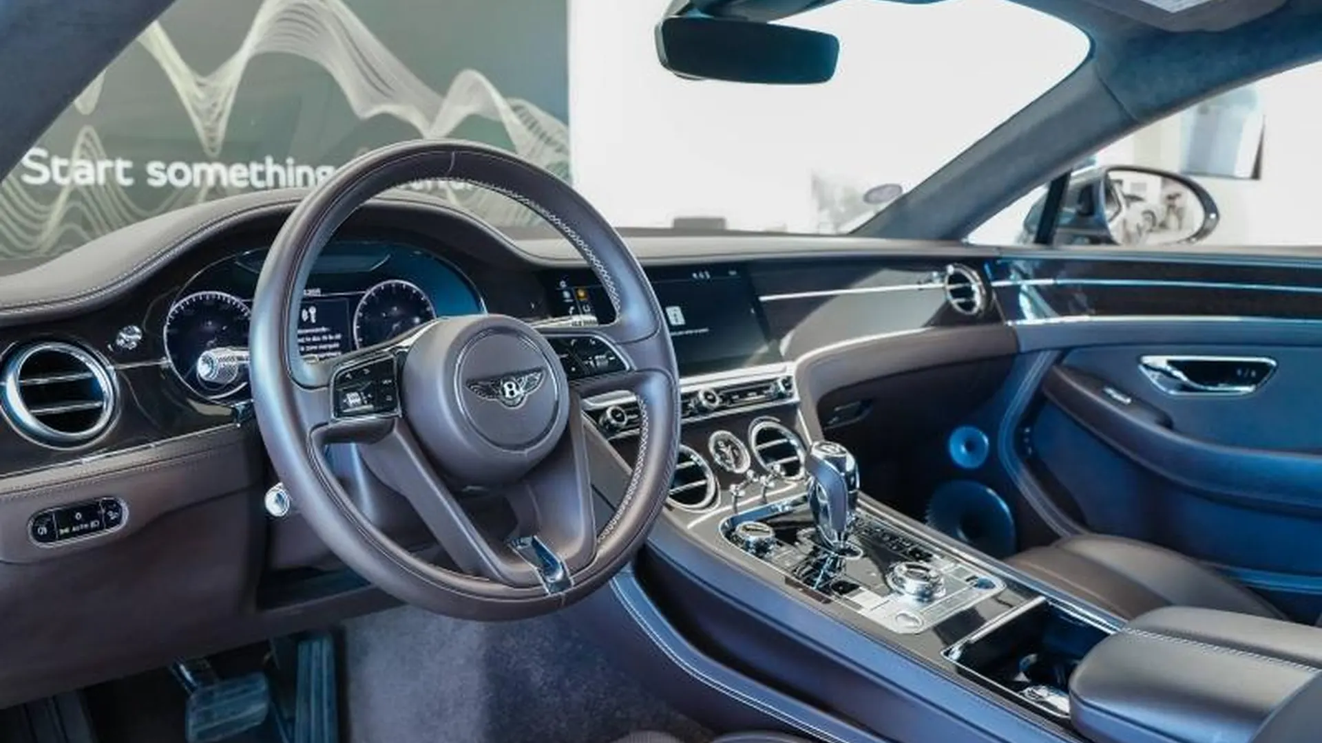 Bentley Continental GT — photo 15