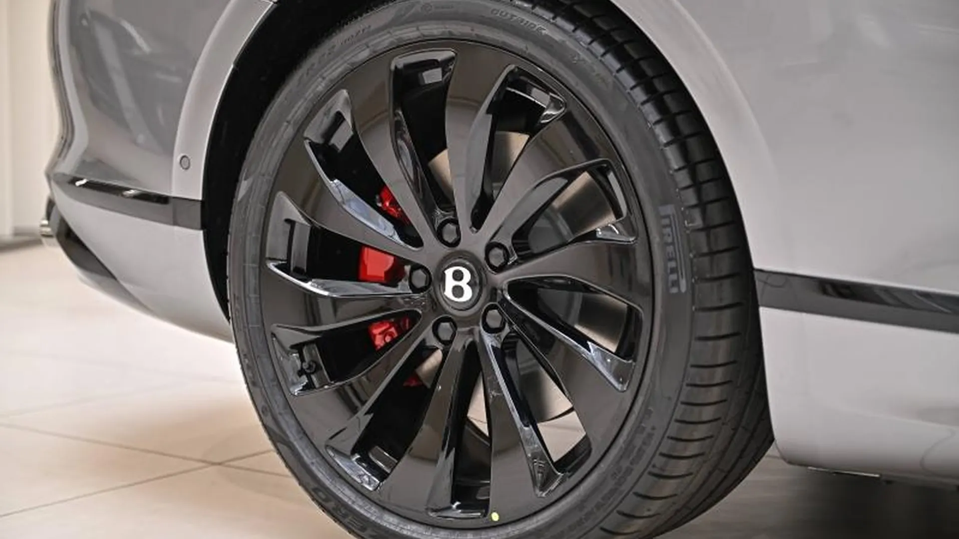 Bentley Continental GTC — photo 10