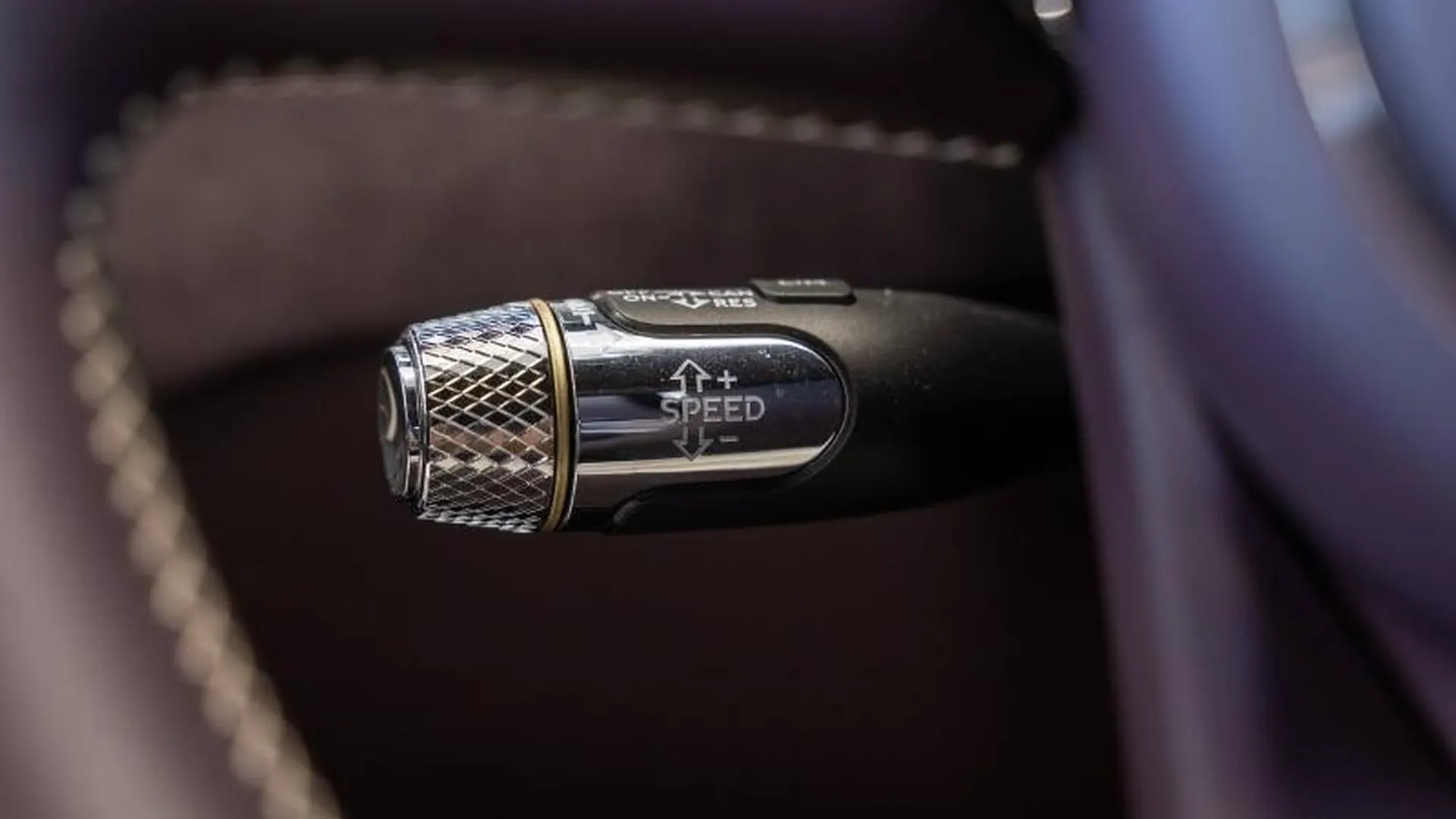 Bentley Continental GT — photo 39