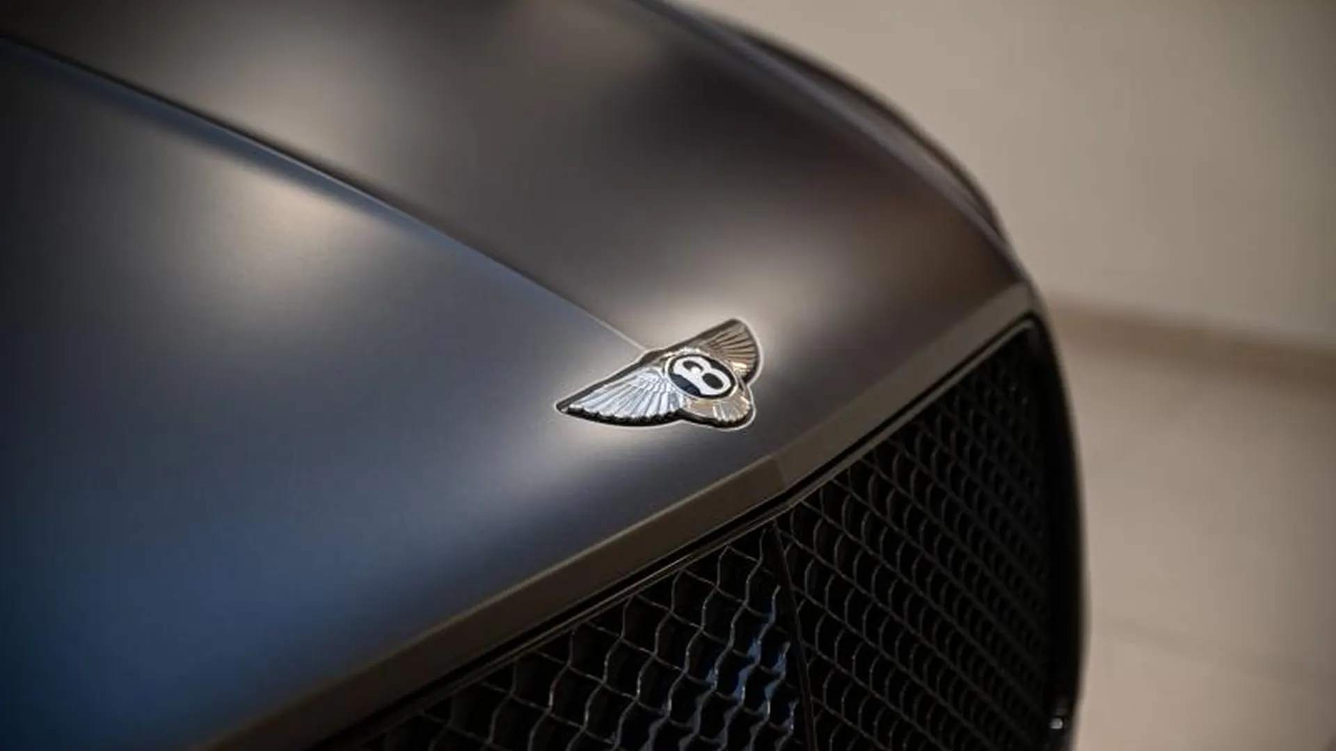 Bentley Bentayga — photo 7