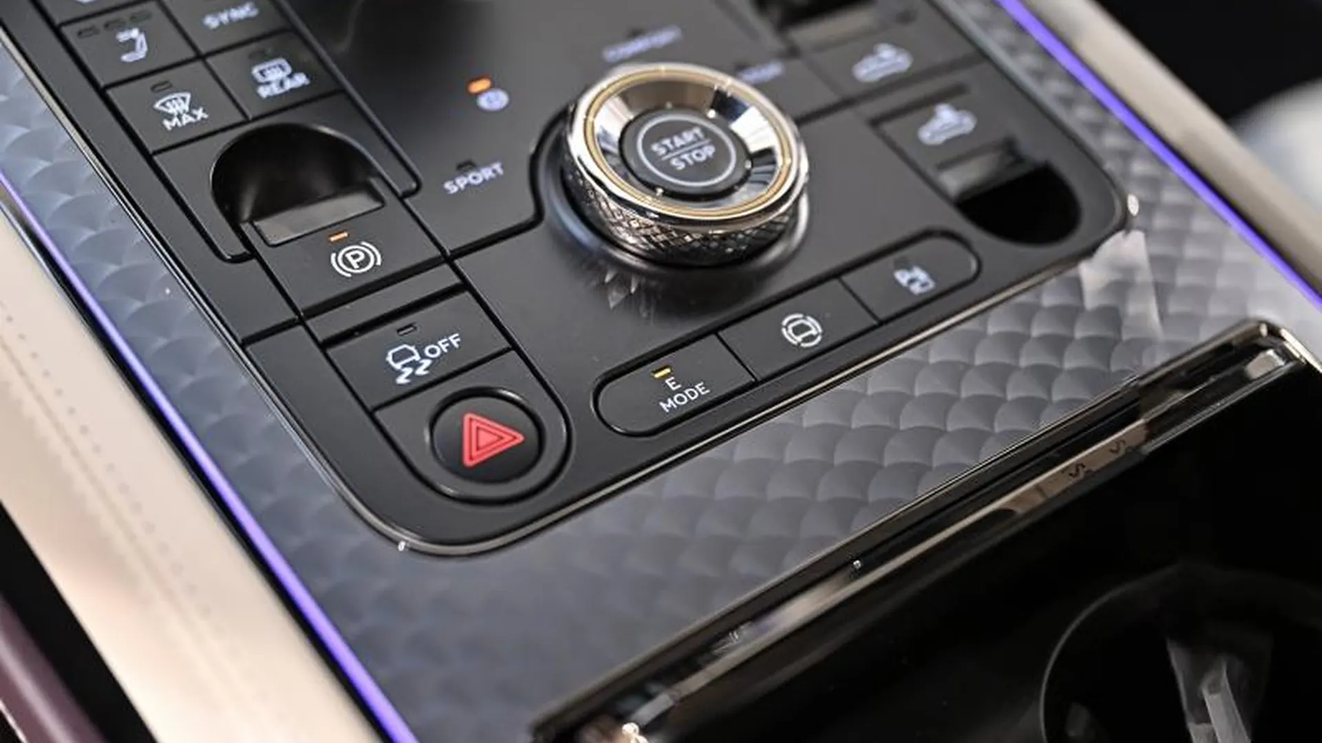 Bentley Continental GTC — photo 36