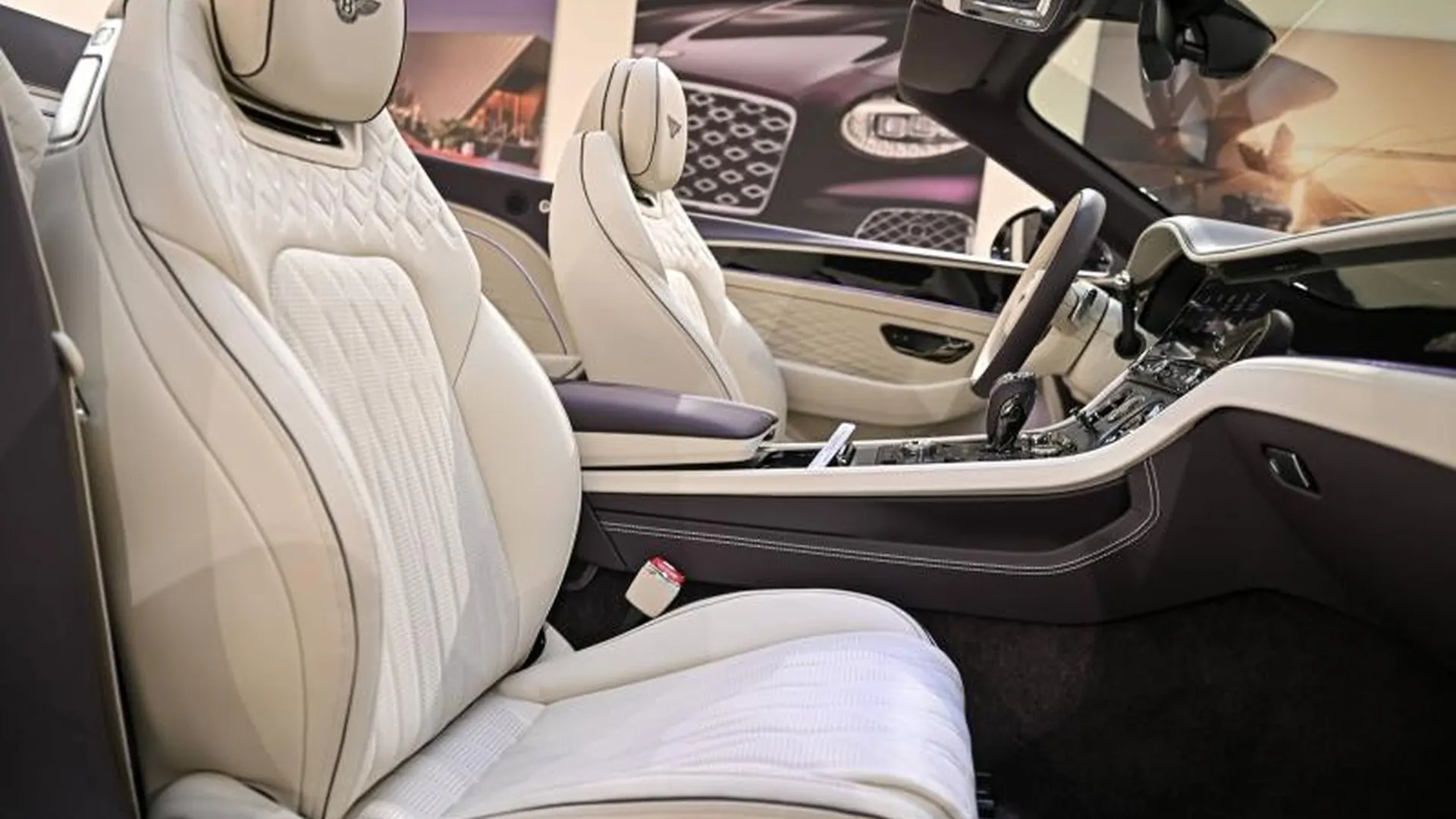 Bentley Continental GTC — photo 15