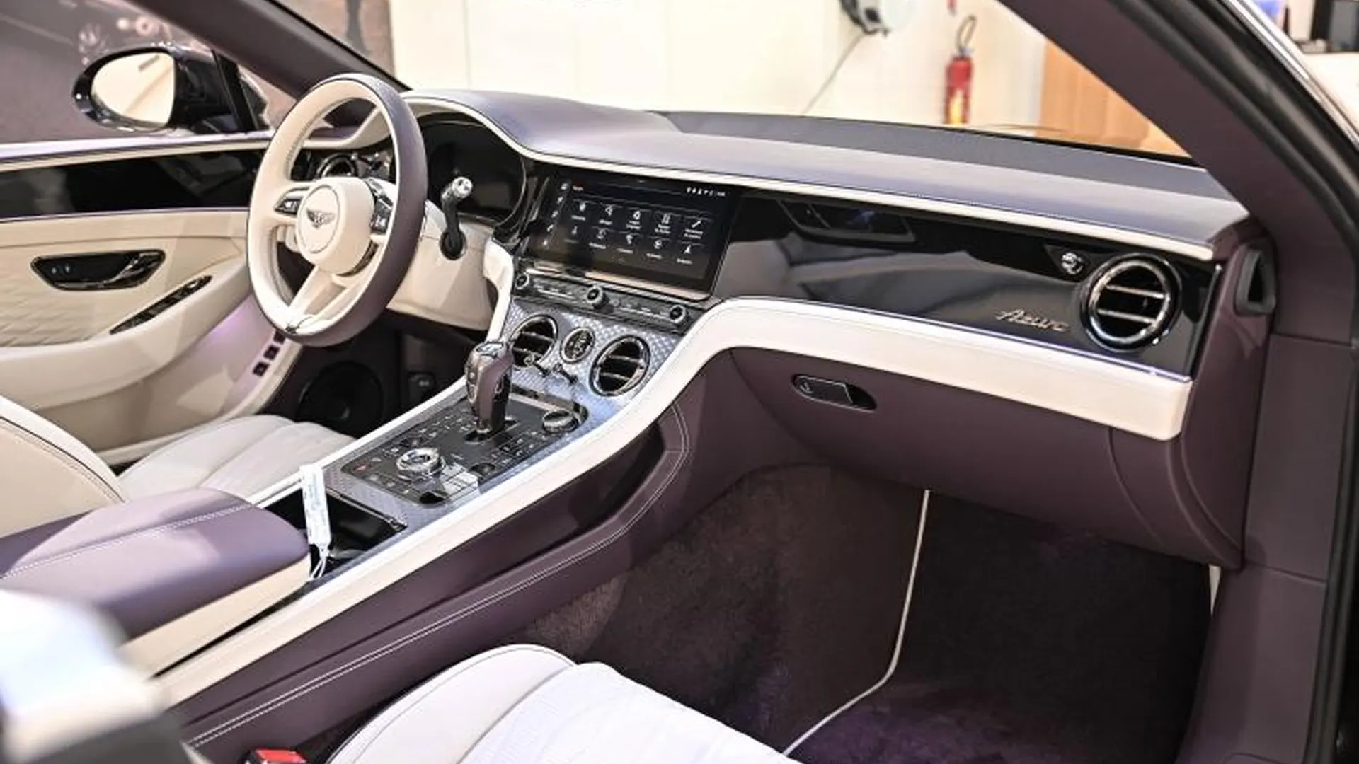 Bentley Continental GTC — photo 13