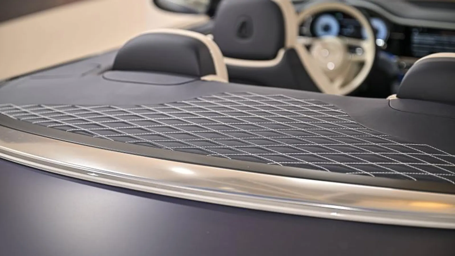 Bentley Continental GTC — photo 13