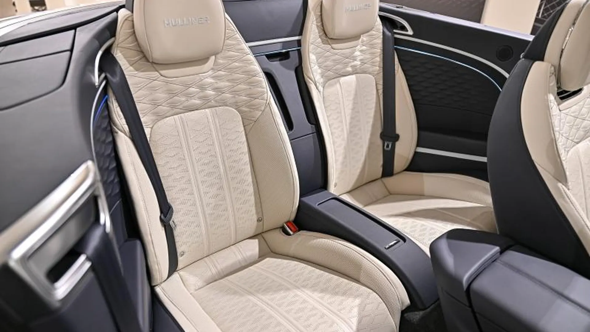 Bentley Continental GTC — photo 24