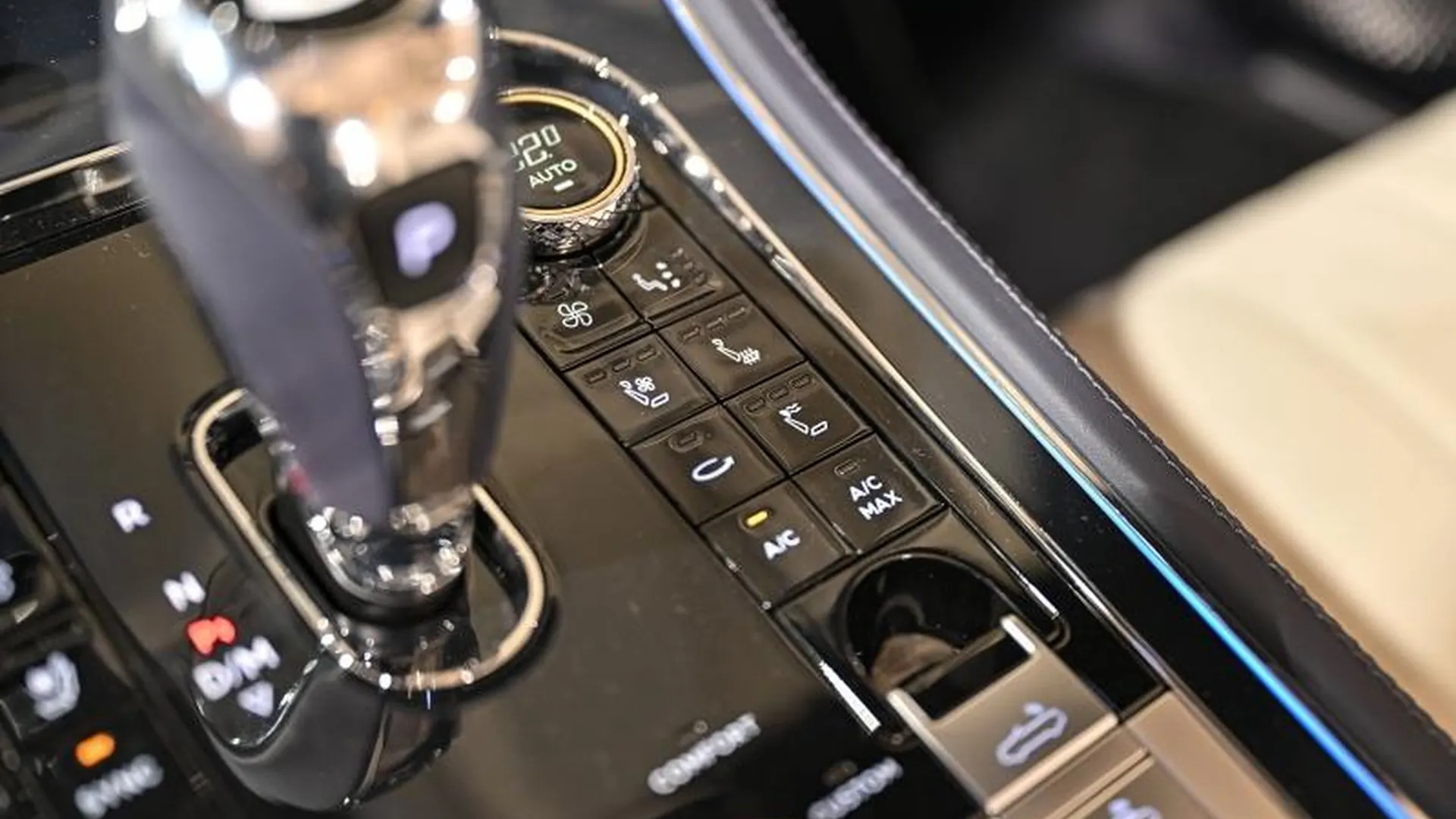 Bentley Continental GTC — photo 45