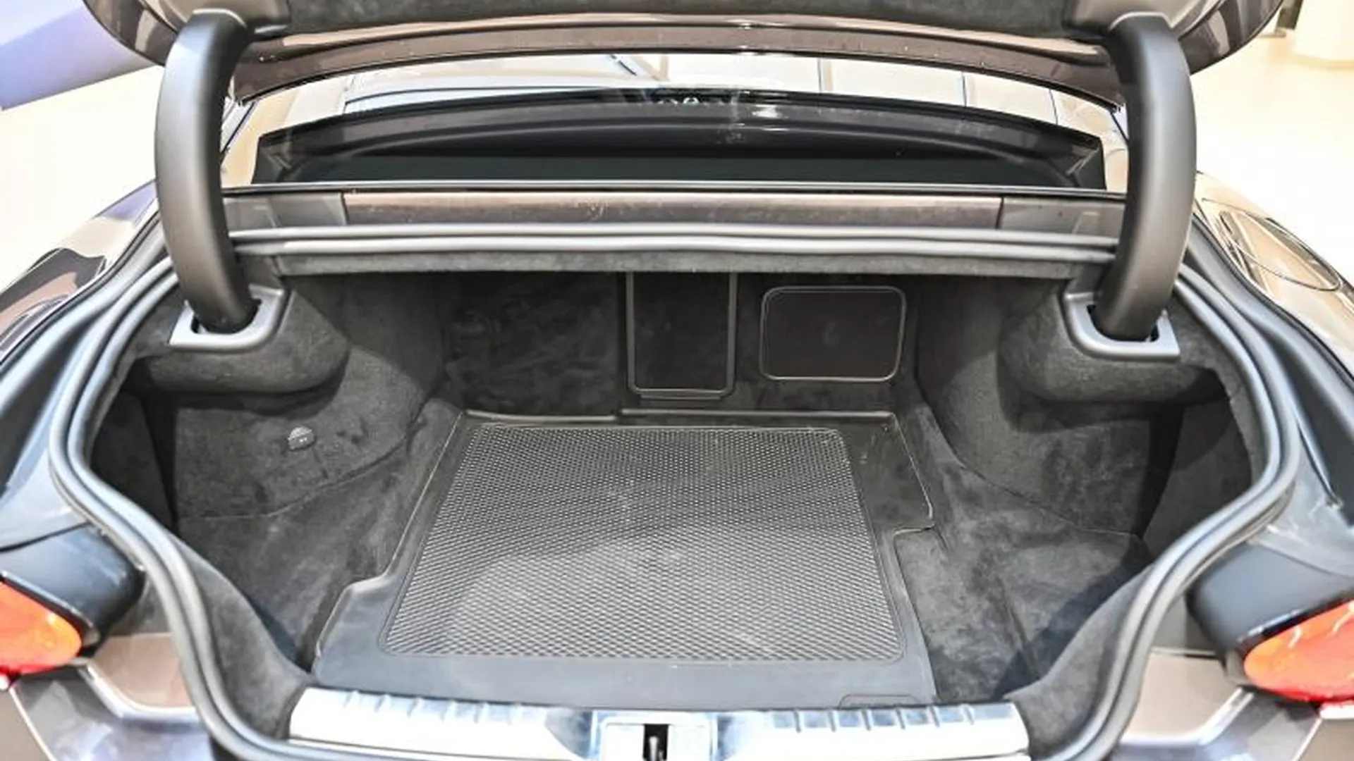Bentley Continental GT — photo 9