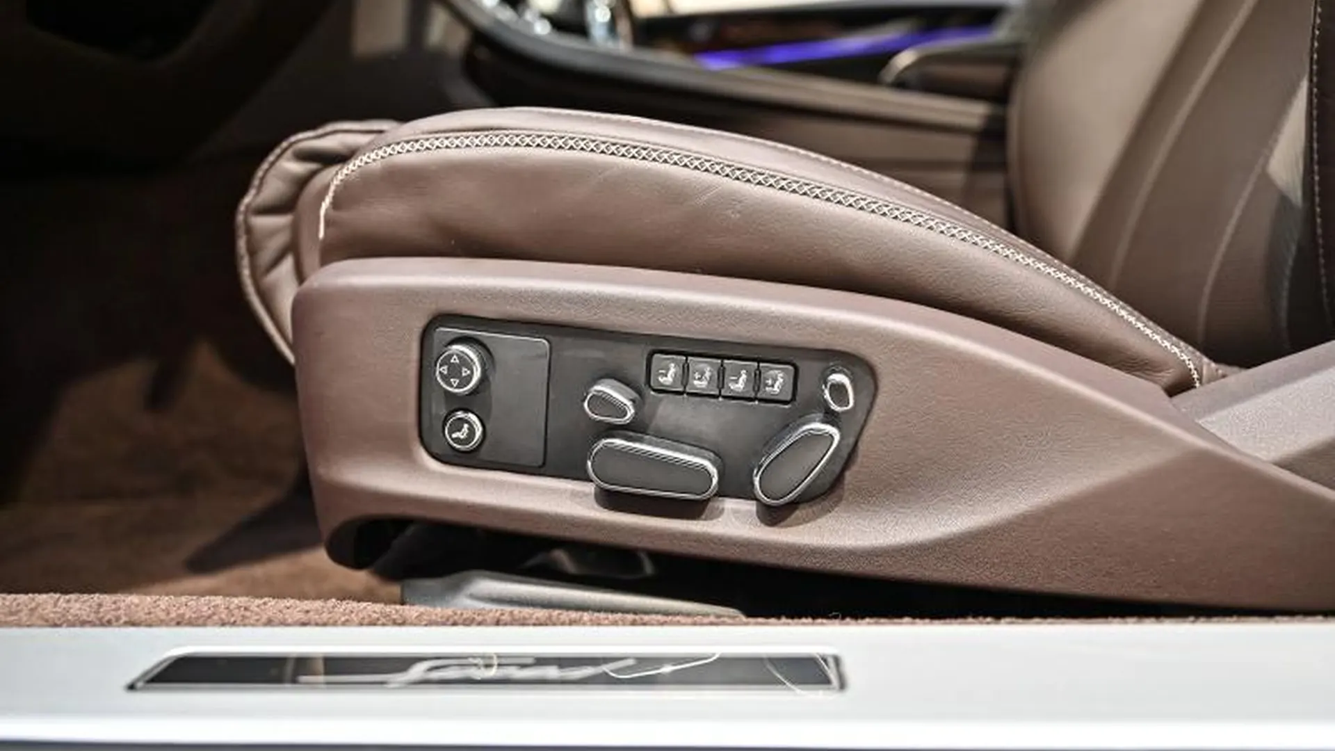 Bentley Continental GT — photo 28