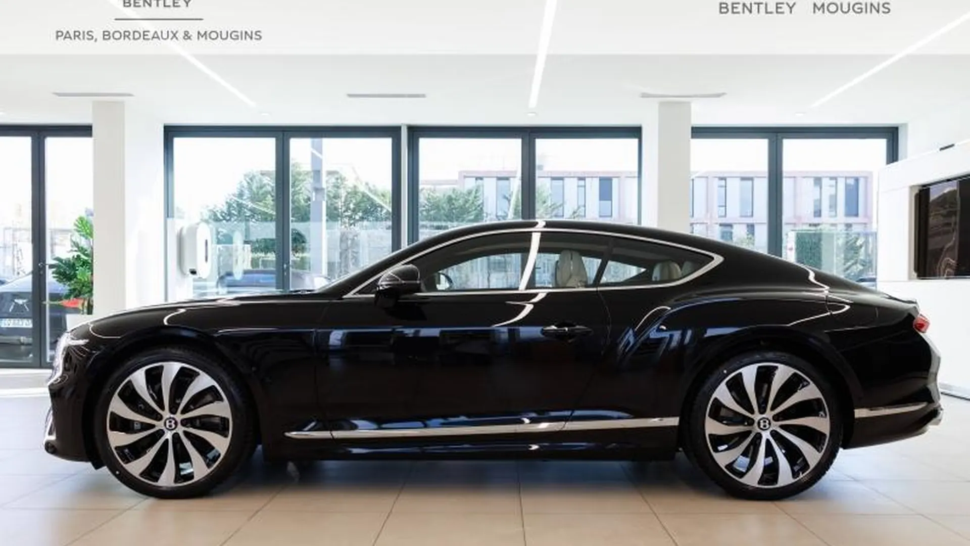 Bentley Continental GT — photo 3