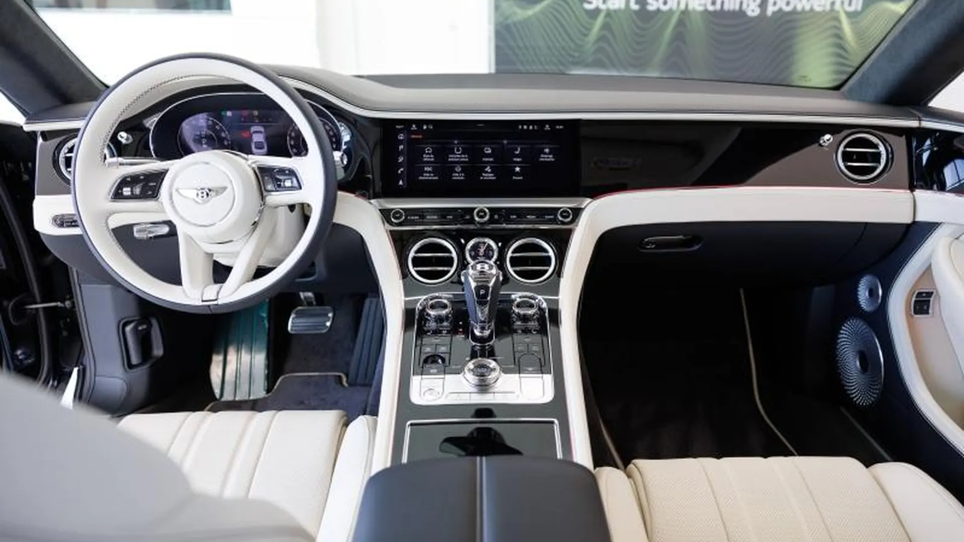 Bentley Continental GT — photo 13