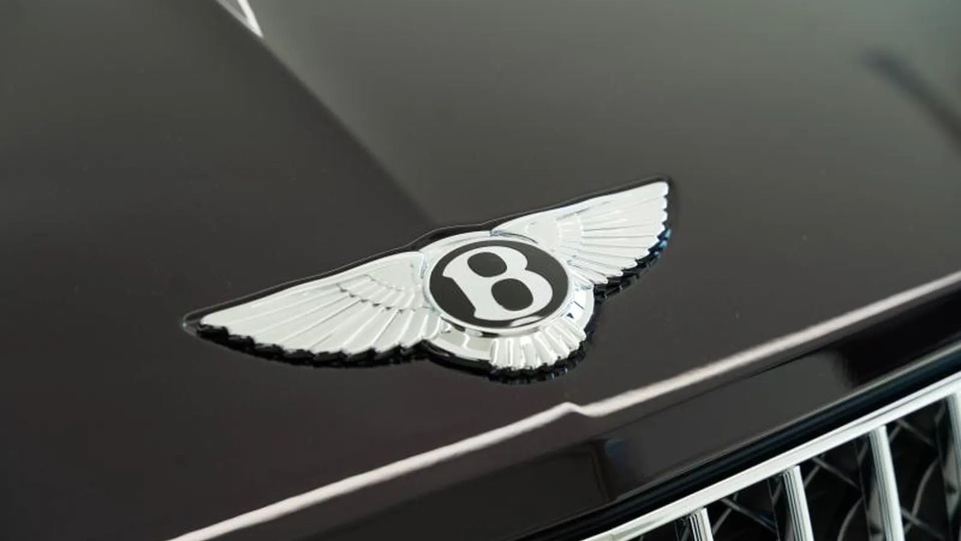 Bentley Bentayga — photo 7