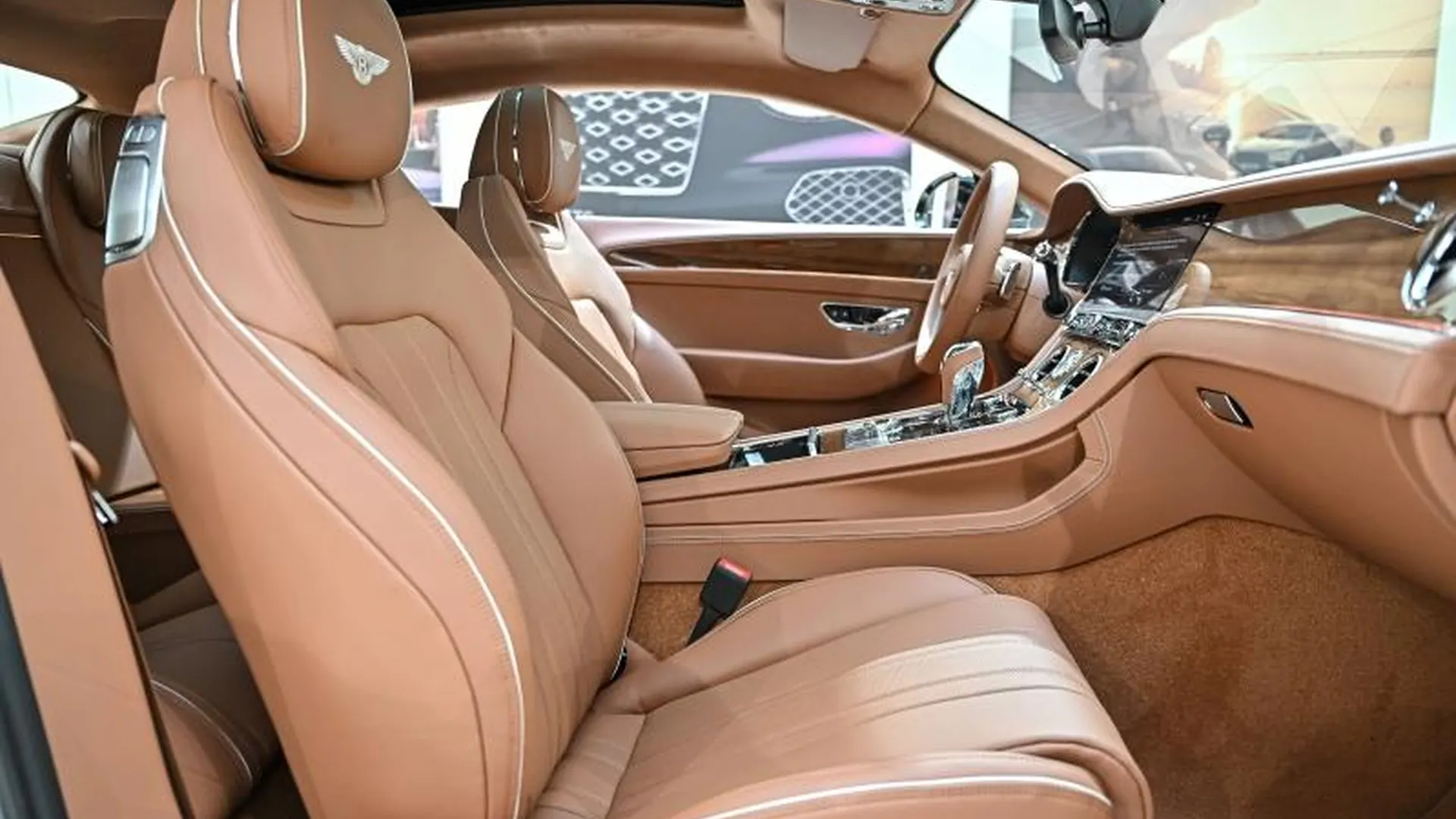 Bentley Continental GT — photo 16