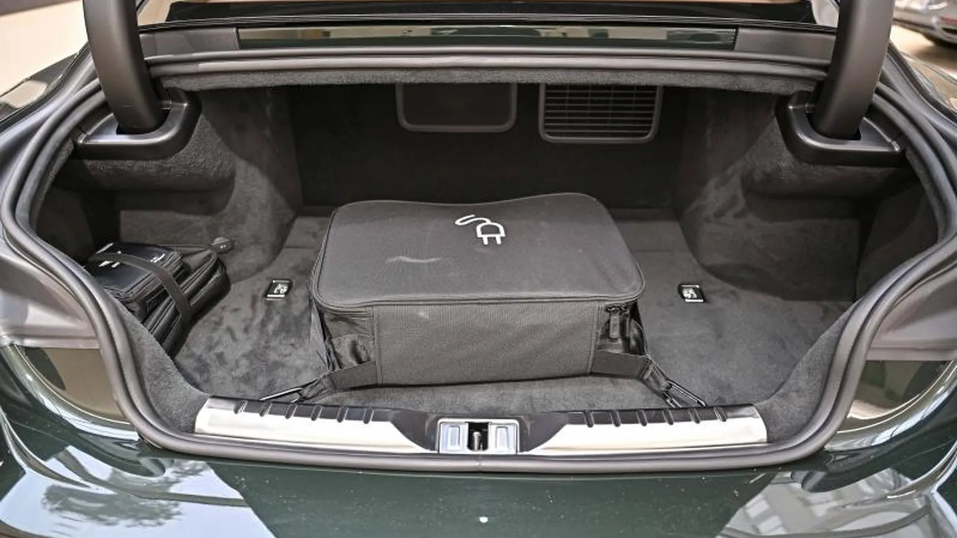 Bentley Continental GT — photo 9