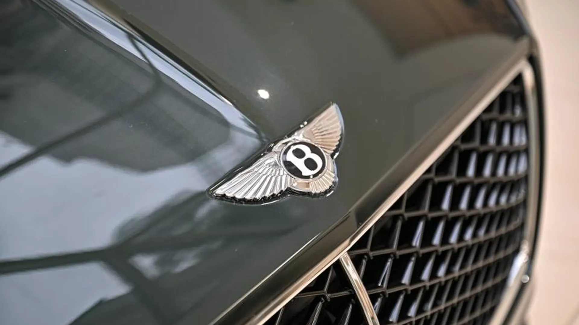 Bentley Continental GT — photo 13
