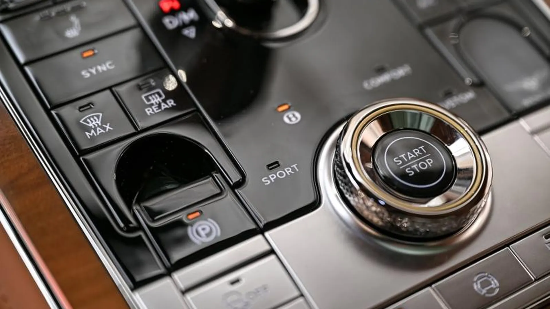 Bentley Continental GT — photo 34
