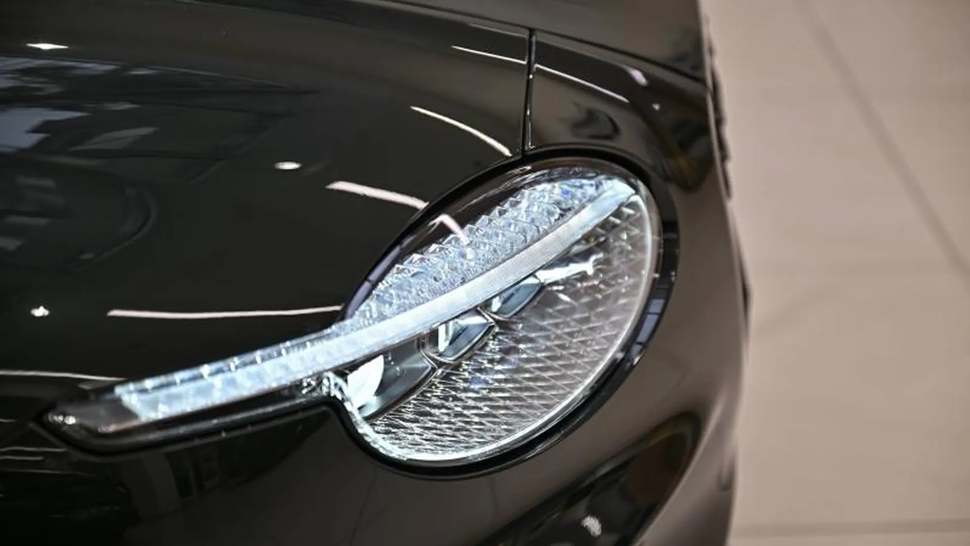 Bentley Continental GT — photo 12