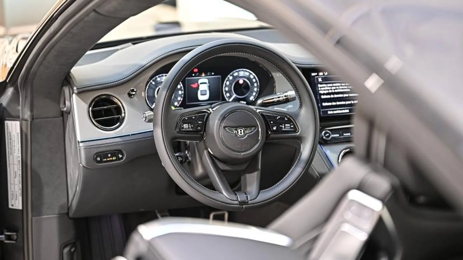 Bentley Continental GT — photo 18