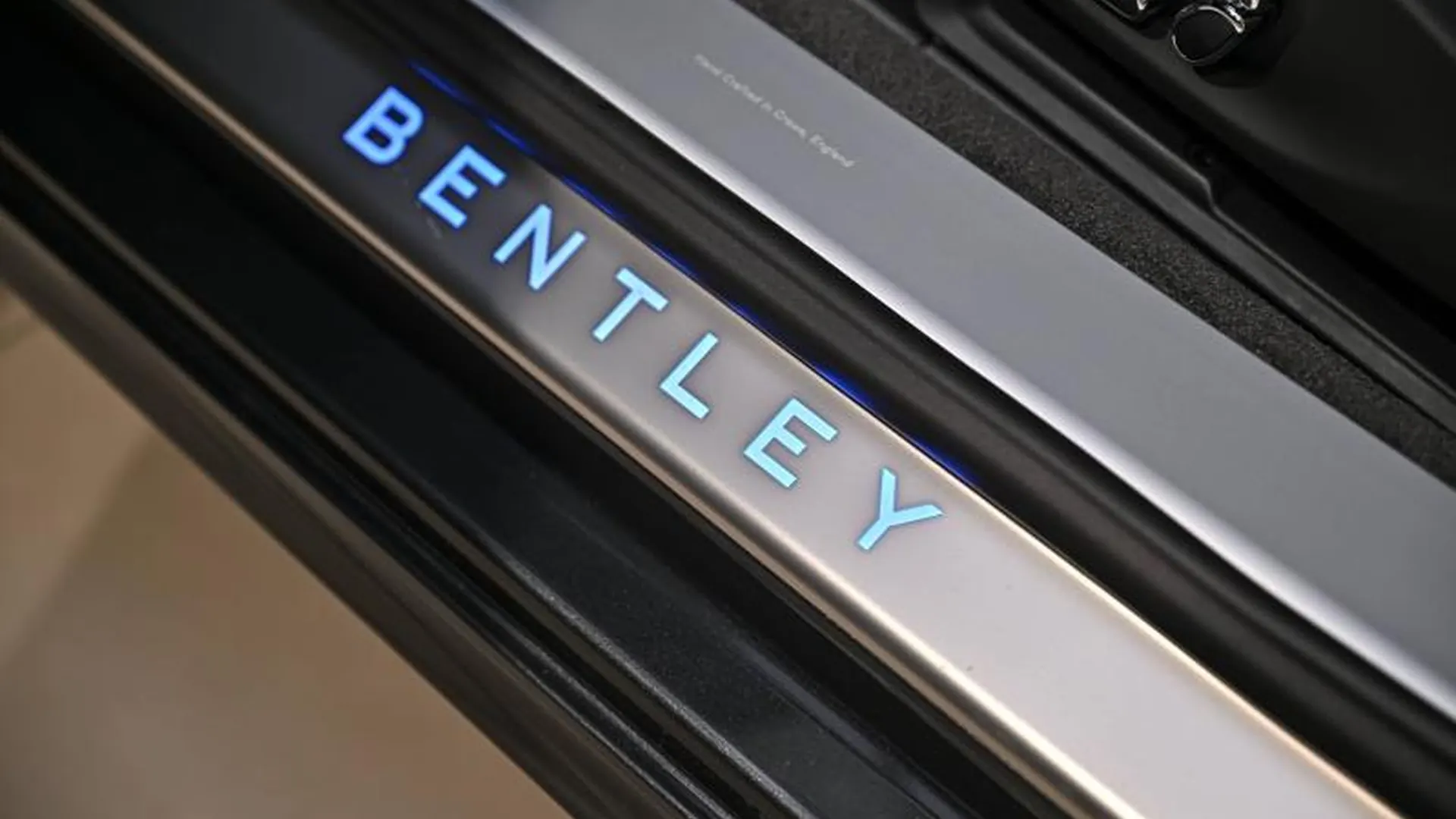 Bentley Continental GT — photo 22