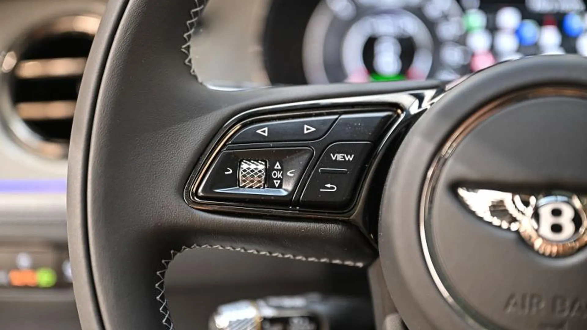 Bentley Continental GT — photo 27