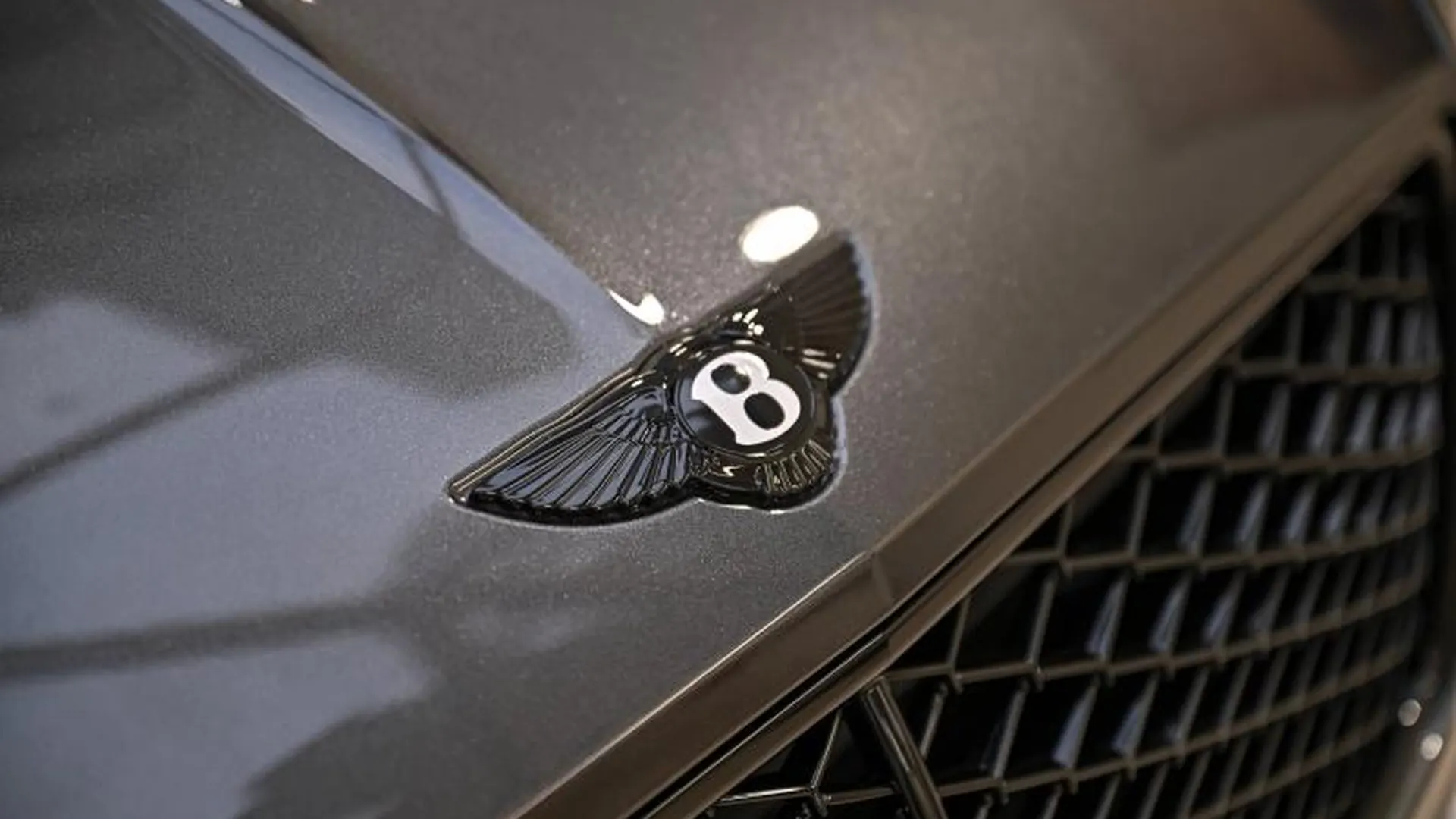 Bentley Continental GT — photo 11