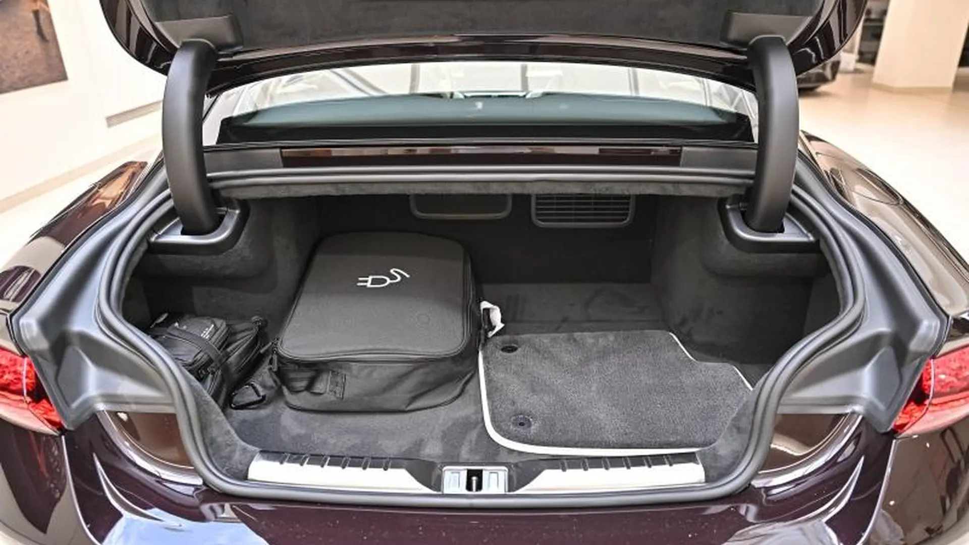 Bentley Continental GT — photo 18
