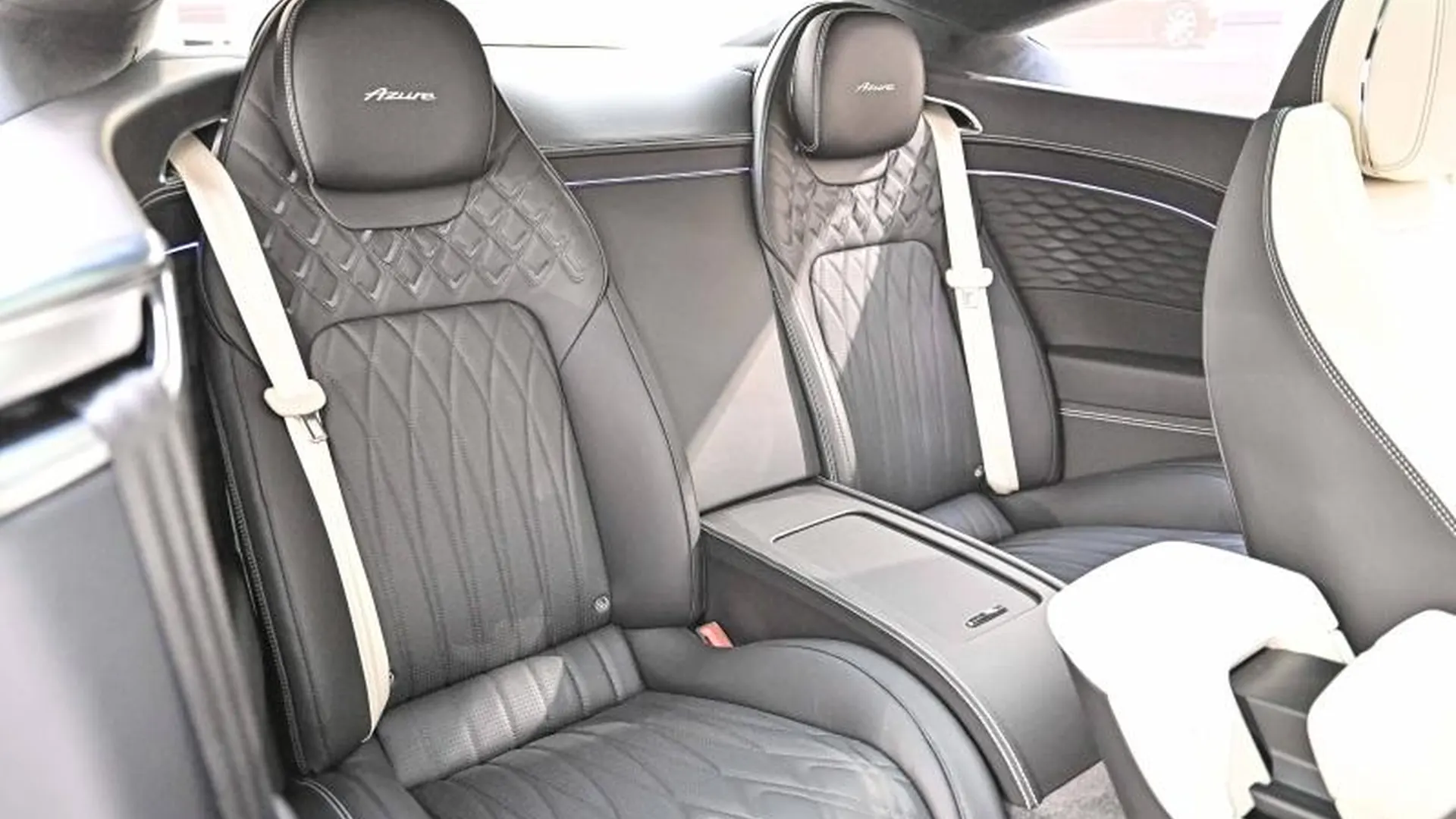Bentley Continental GT — photo 16